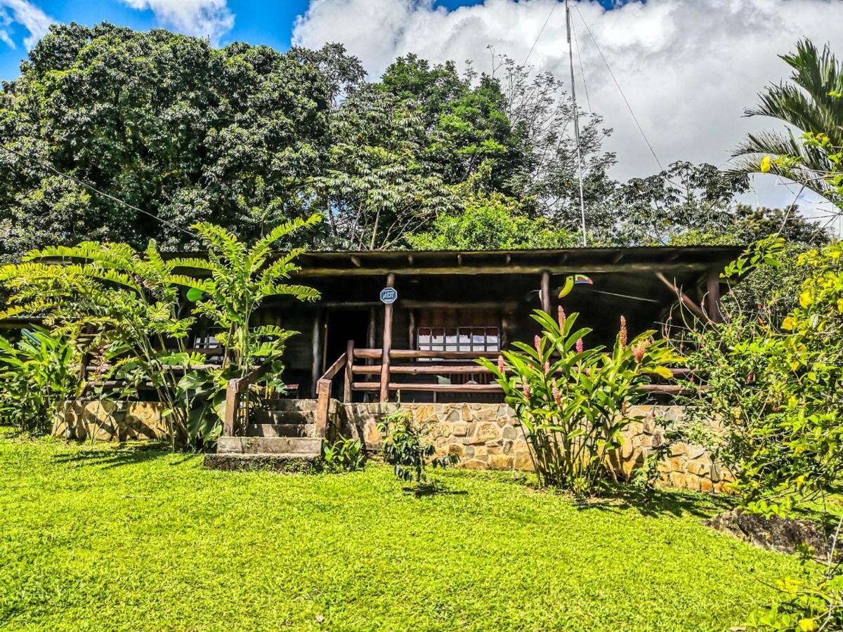 Cabanas Montanas Del Tenorio Rio Celeste Екстер'єр фото