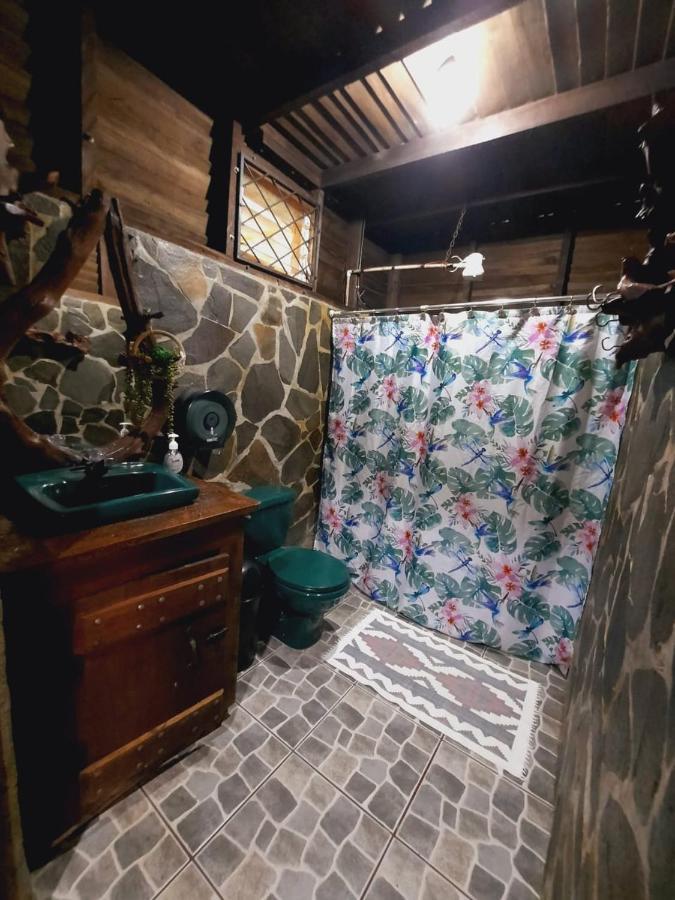 Cabanas Montanas Del Tenorio Rio Celeste Екстер'єр фото